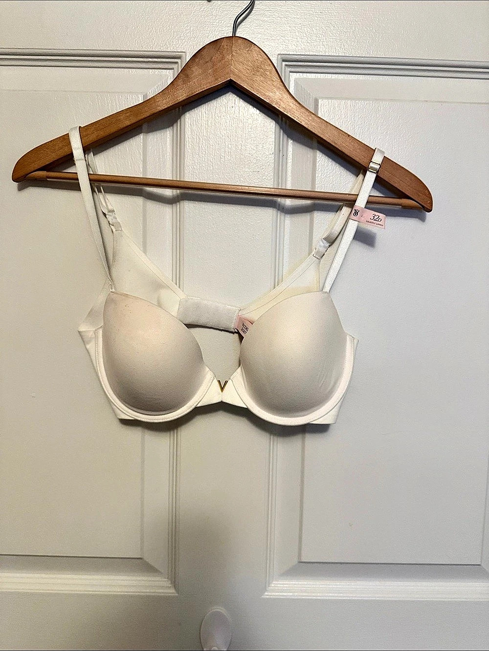 Victoria's Secret Lightly Lined Front-Close Bra White 32D